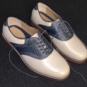 G.H bass & company dress shoes